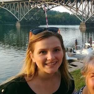 Meet your Posher, Bethany